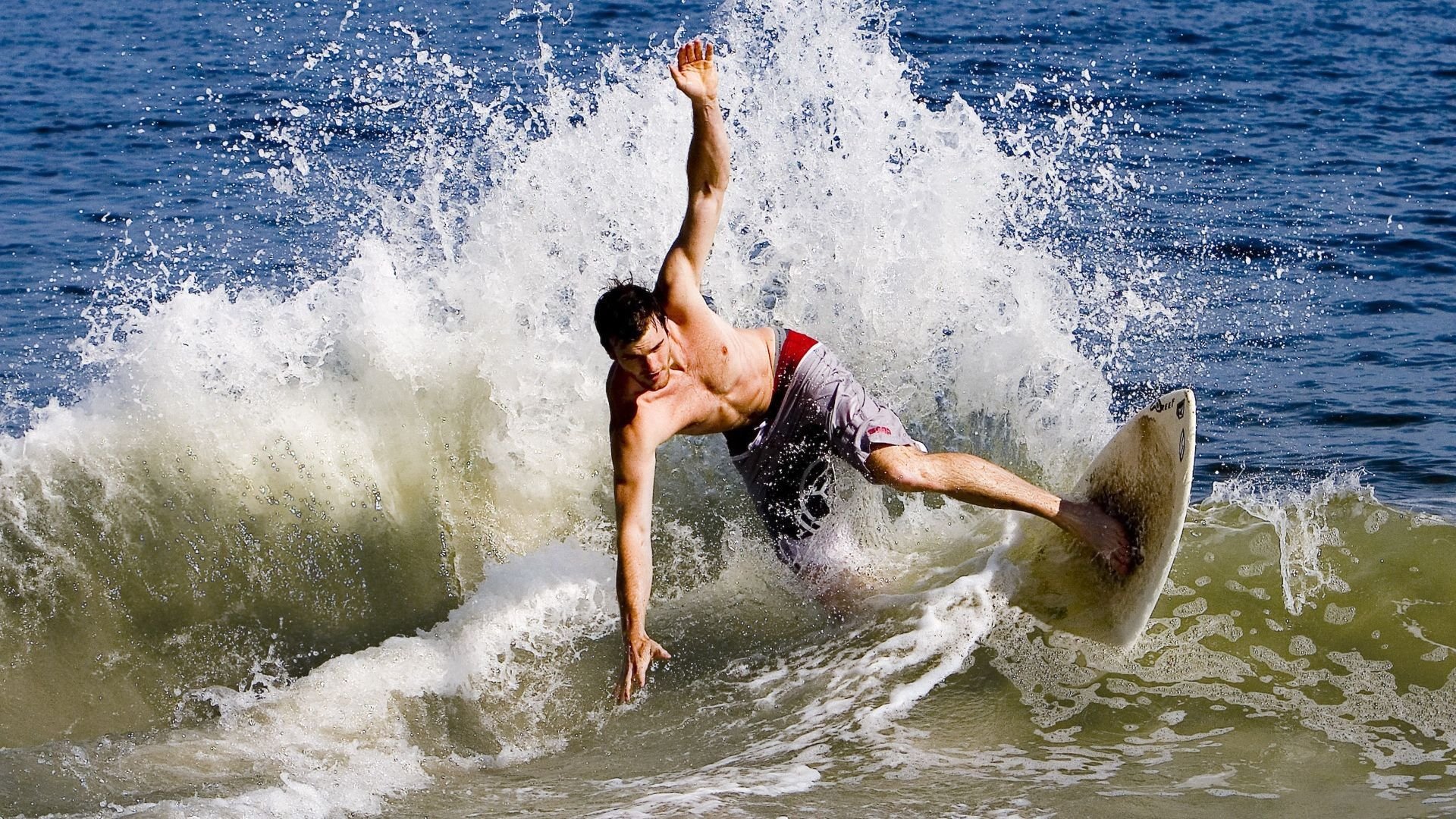 网球公开赛进入紧张淘汰阶段